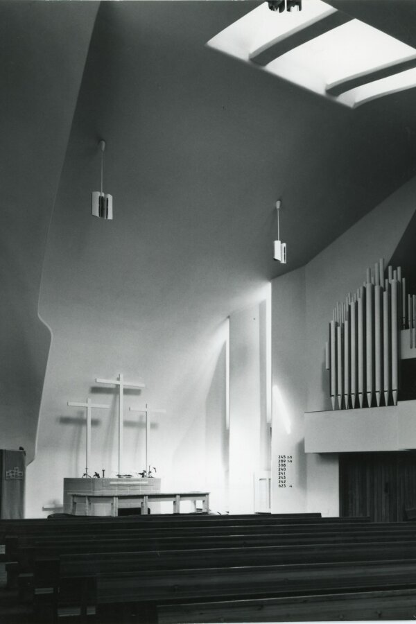 Alvar Aalto: kostel ve Vuoksenniska, 1958
